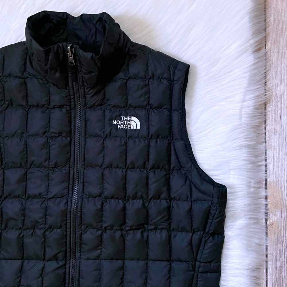 The North Face Women’s ThermoBall Insulated Black Vest - Picture 4 of 10